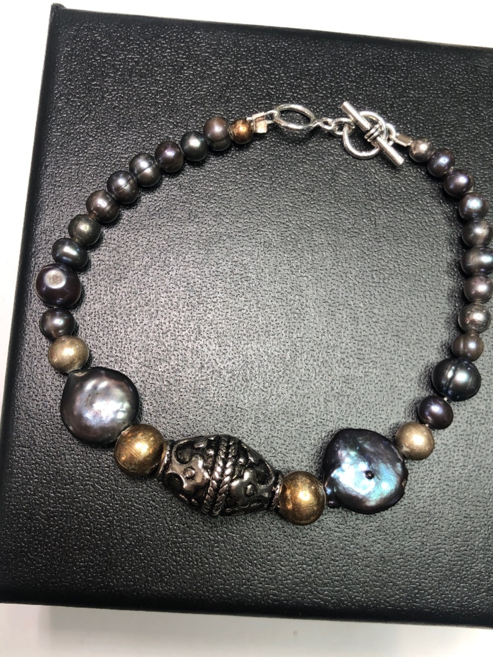 Freshwater Pearl bracelet black purple color 7”-8”